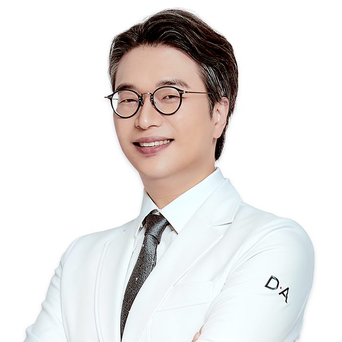Dr. Koo Hyun Kook